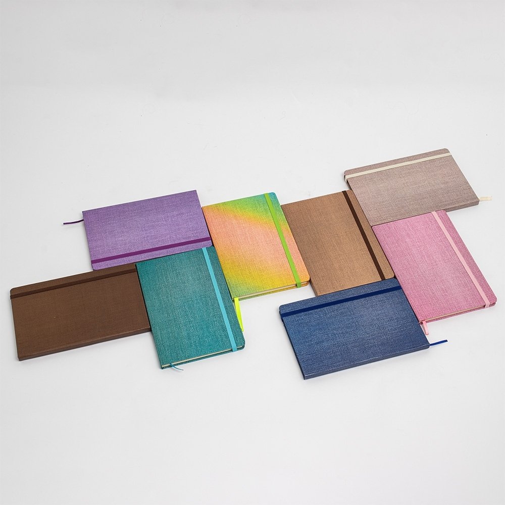 Caderno A5 Couchê em Papel