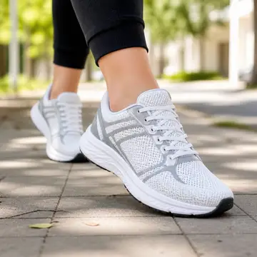 Shopee · produto em uso: Calçado