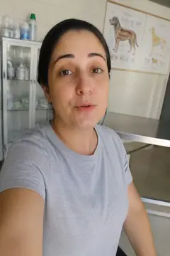 Vídeo UGC de cliente — Clínica veterinária
