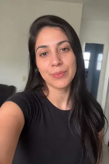 Vídeo estilo depoimento de cliente (UGC)